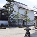 八女石灯ろう